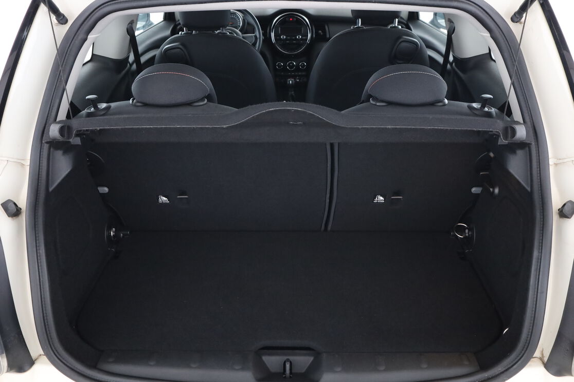 Interior maletero 2