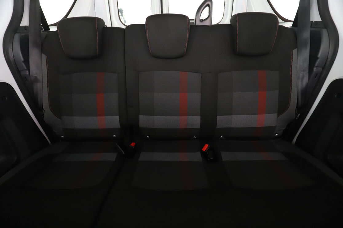 Interior asiento trasero