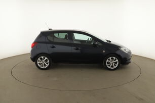 Extérieur côté droit