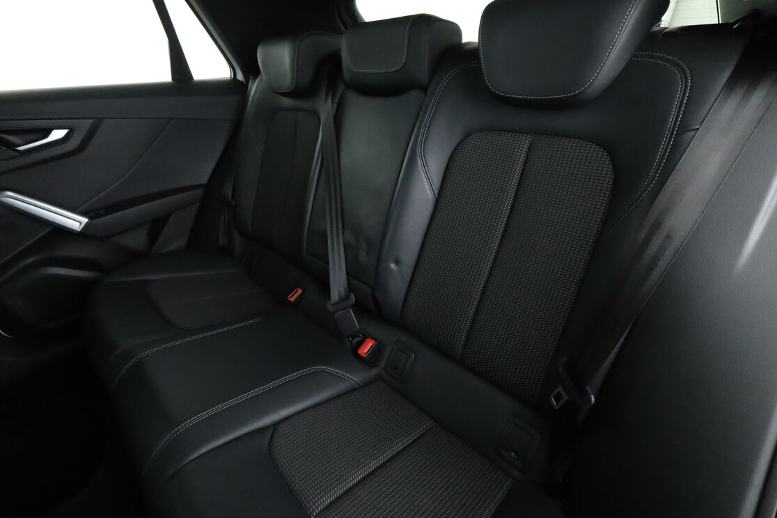 Intérieur sièges arrière depuis le côté conducteur