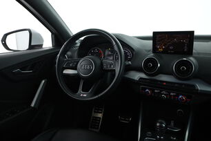 Intérieur côté conducteur depuis le siège arrière