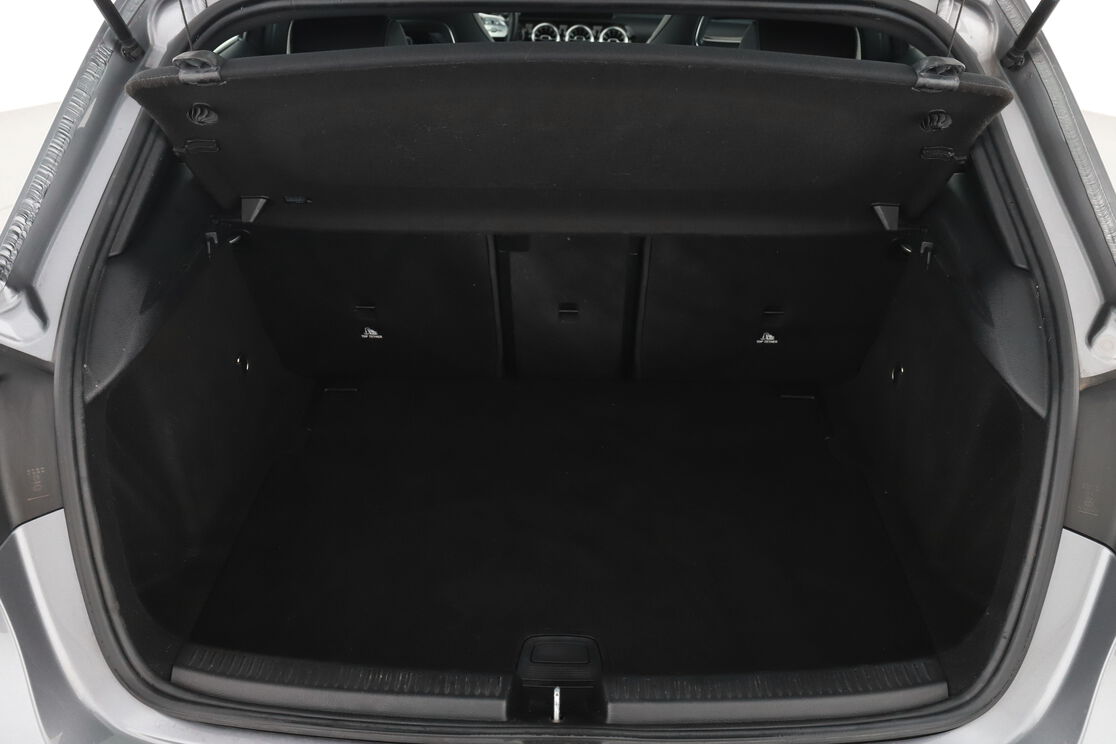 Innenraum Kofferraum 2