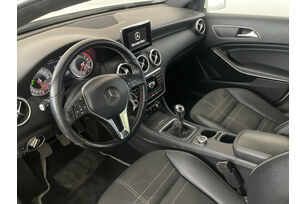 Interno lato guidatore 2