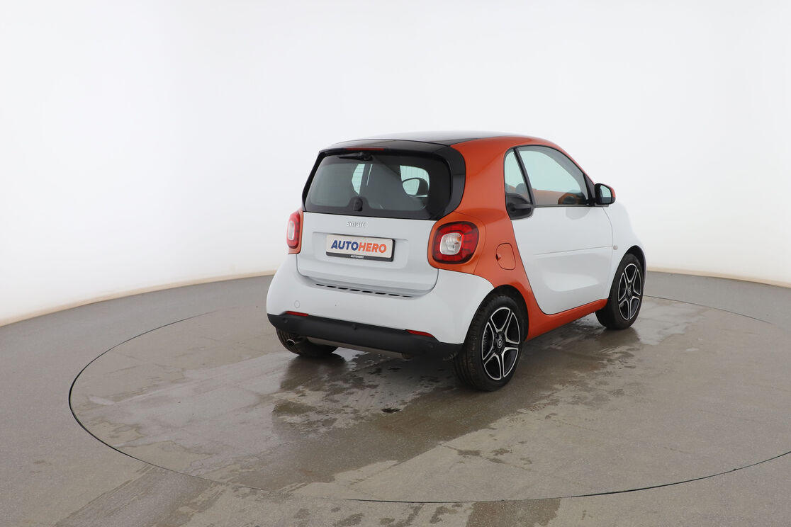 Exterior posterior derecho