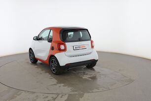 Exterior trasero izquierdo