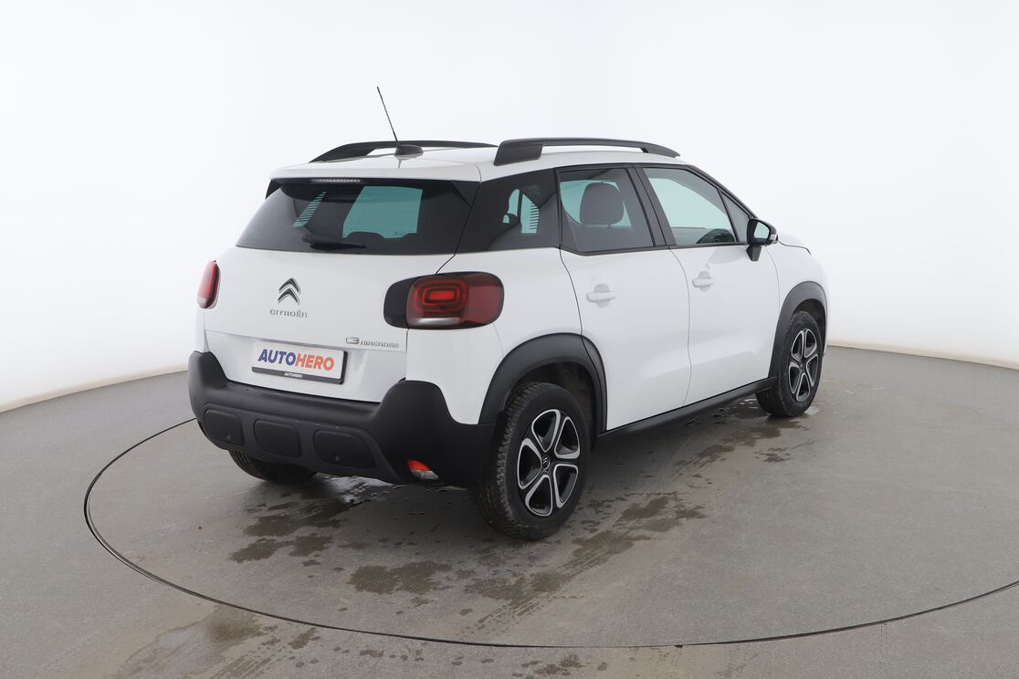 Exterior posterior derecho