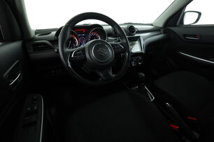 Intérieur côté conducteur 2