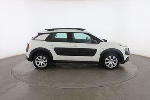 Exterior lado derecho