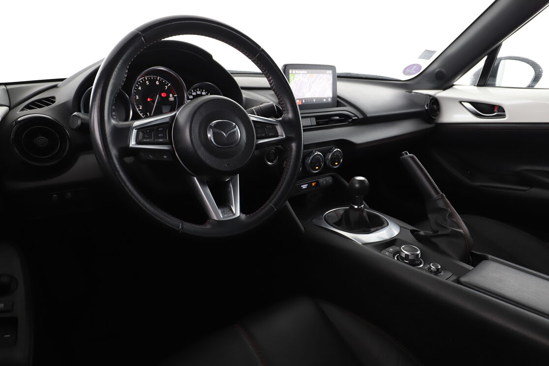 Intérieur côté conducteur 2