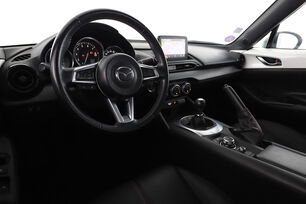 Intérieur côté conducteur 2