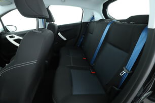 Intérieur sièges arrière depuis le côté conducteur