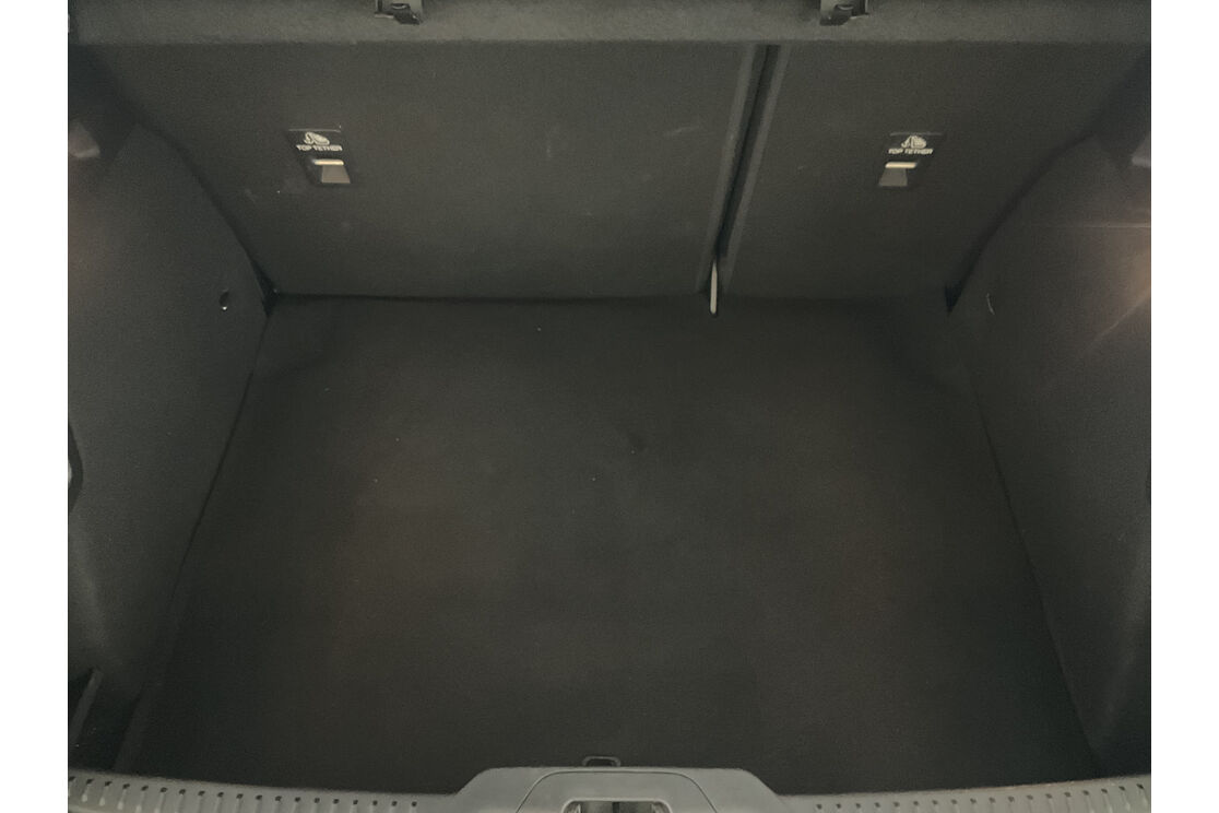Interno bagagliaio 2