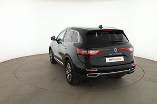 Extérieur arrière gauche