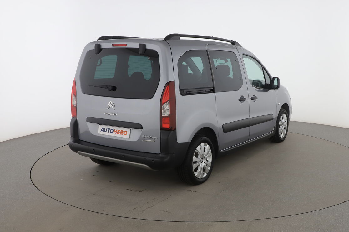 Exterior posterior derecho