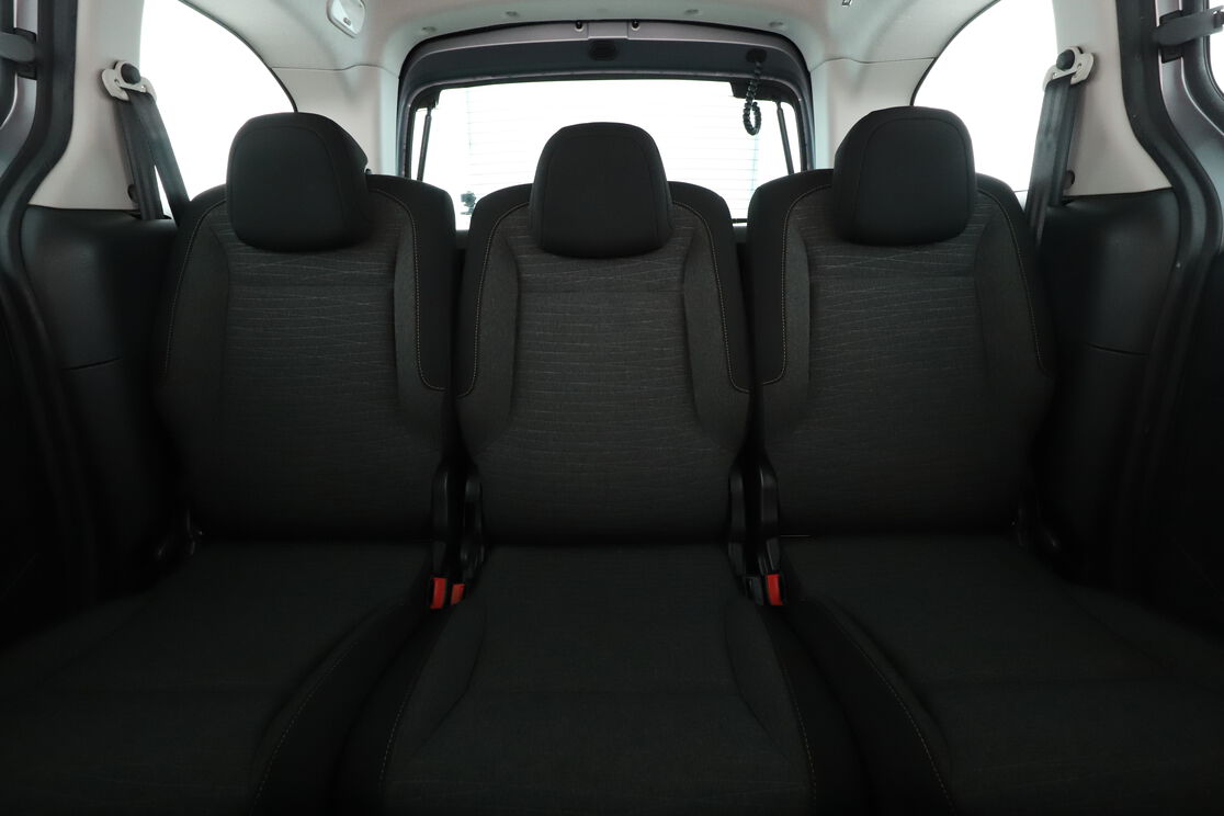 Interior asiento trasero