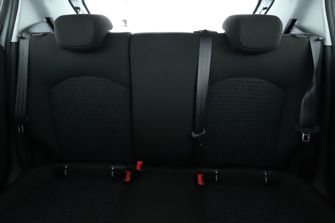 Innenraum Rücksitze Fahrerseite