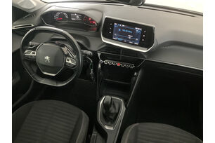Interno lato guidatore, dal sedile posteriore