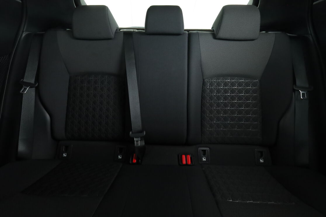 Intérieur sièges arrière depuis le côté conducteur