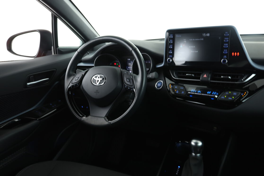 Intérieur côté conducteur depuis le siège arrière