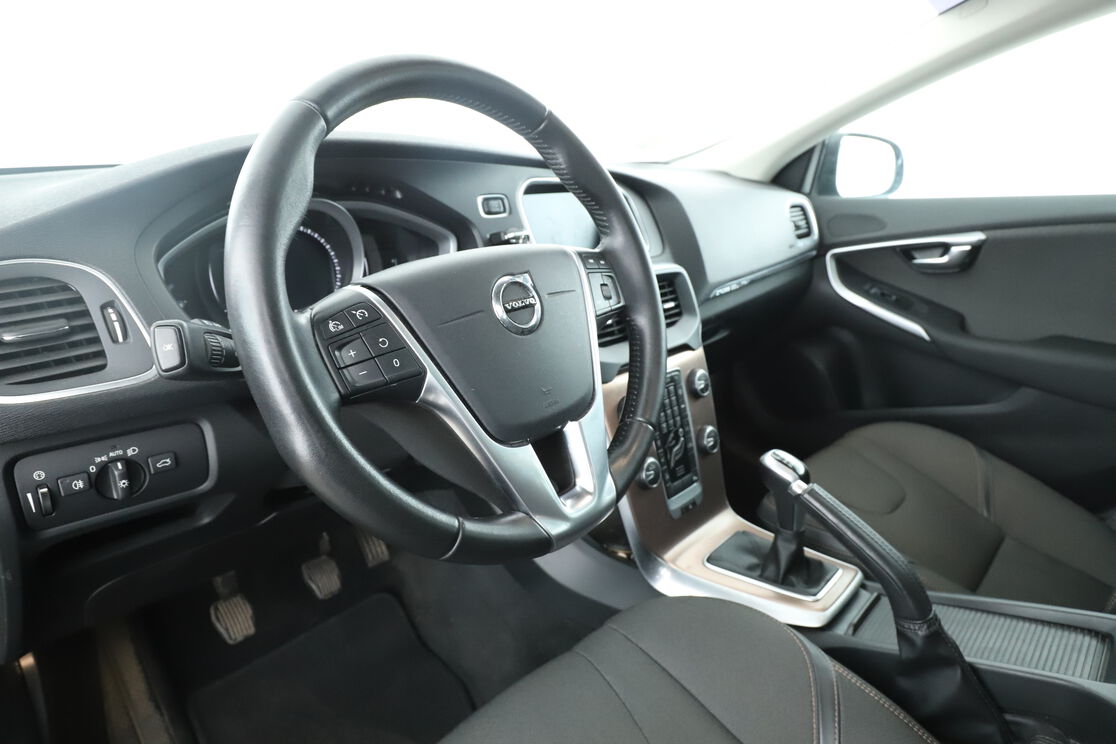 Intérieur côté conducteur 2