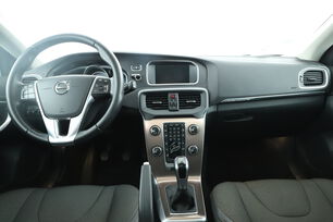 Intérieur avant de l'habitacle depuis le siège arrière