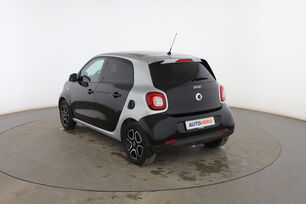 Exterior trasero izquierdo