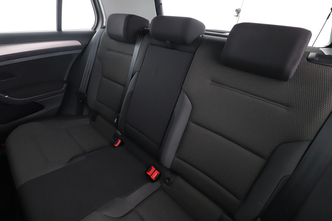 Interno sedili posteriori, dal lato guidatore