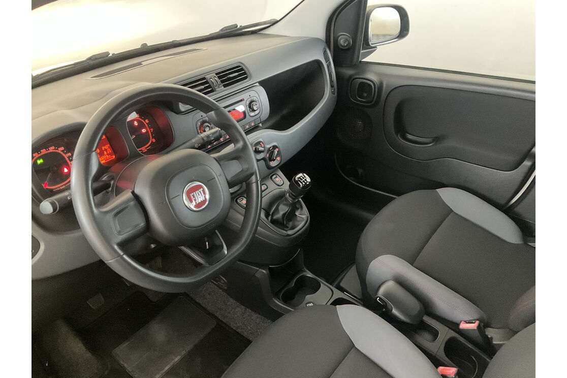 Interno lato guidatore 2