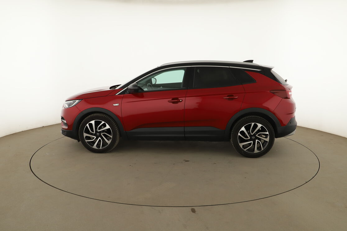 Extérieur côté gauche