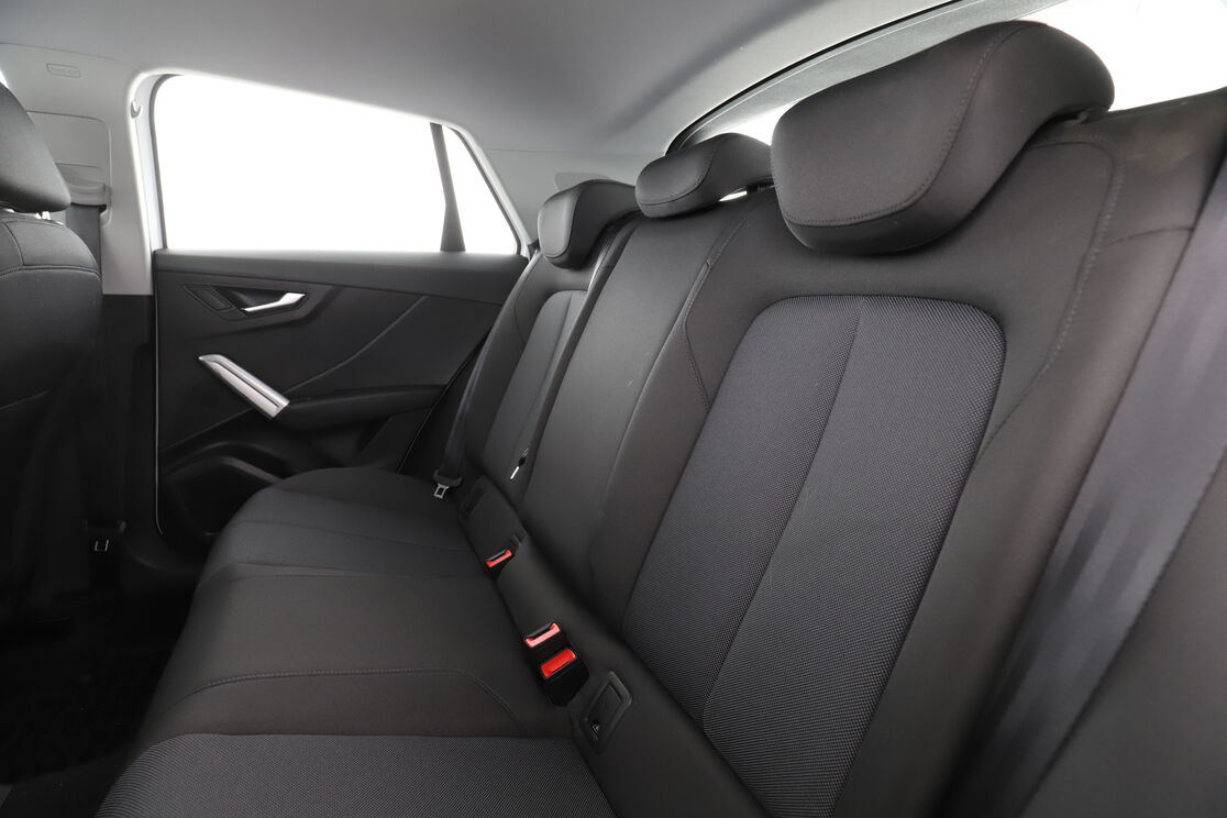 Baksäte bakom förarsätet