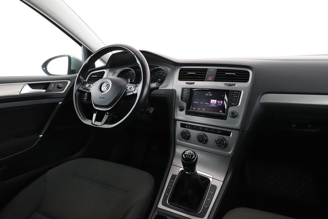 Förarsida sett från baksätet