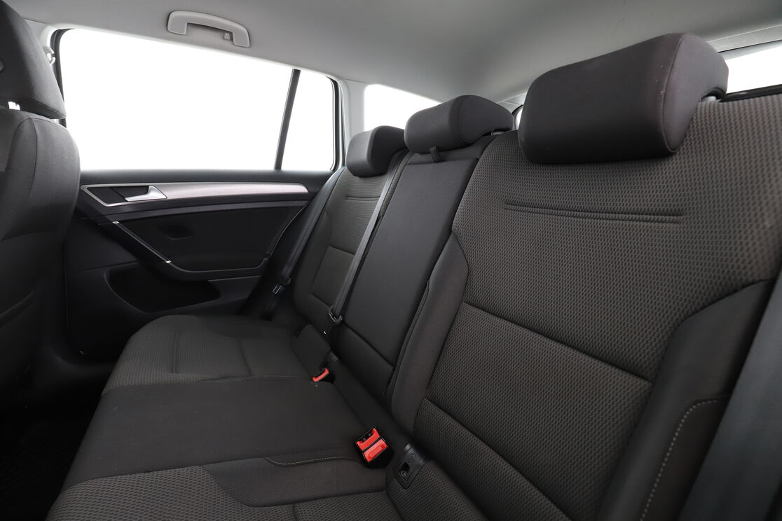 Baksäte bakom förarsätet