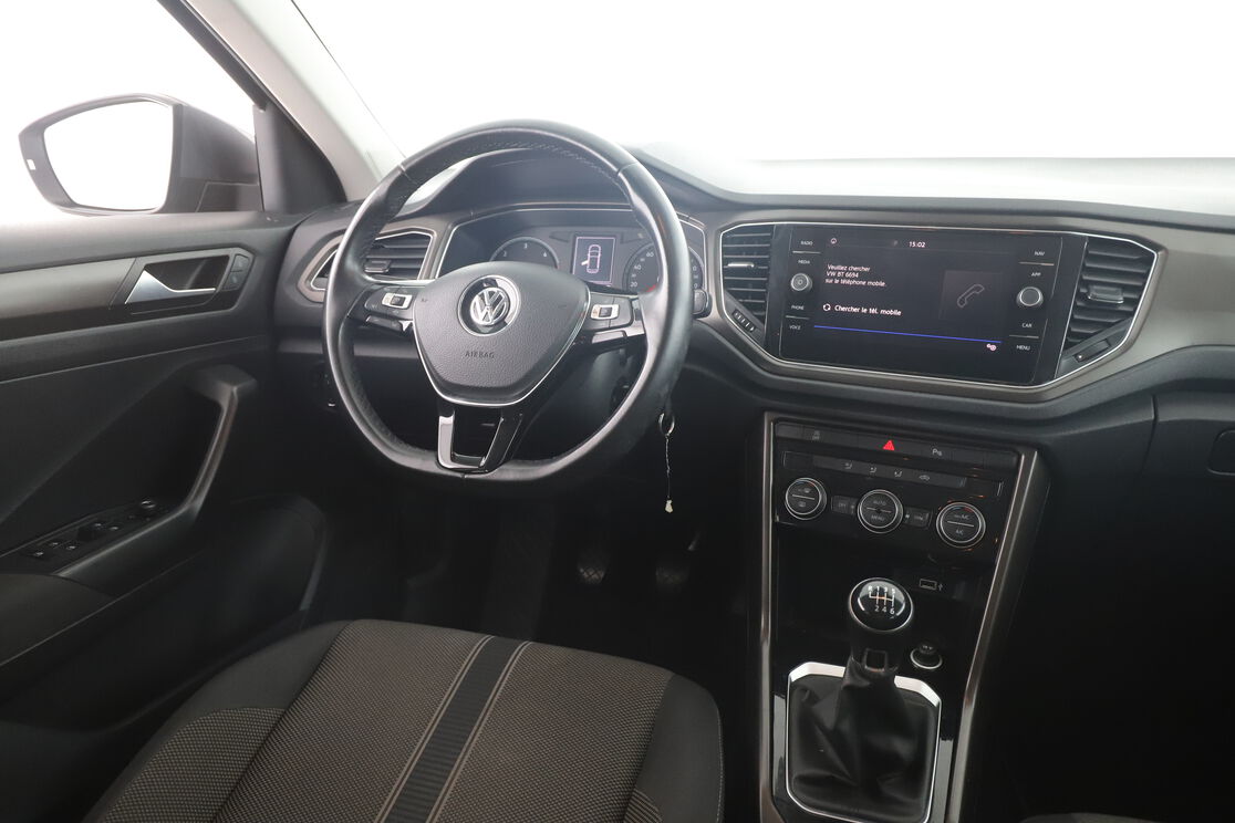 Intérieur côté conducteur depuis le siège arrière