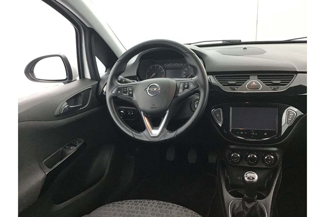 Intérieur côté conducteur depuis le siège arrière