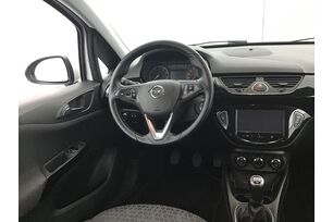 Intérieur côté conducteur depuis le siège arrière