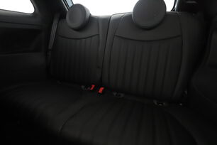 Intérieur sièges arrière depuis le côté conducteur