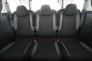 Interior asiento trasero