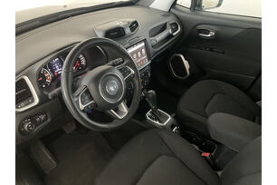 Interno lato guidatore 2