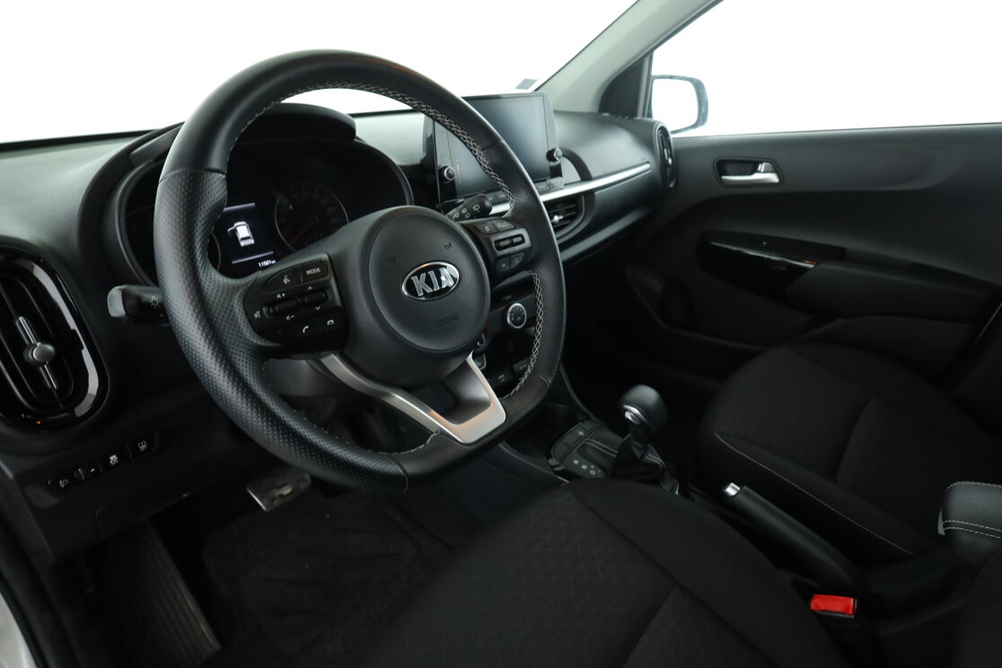 Intérieur côté conducteur 2