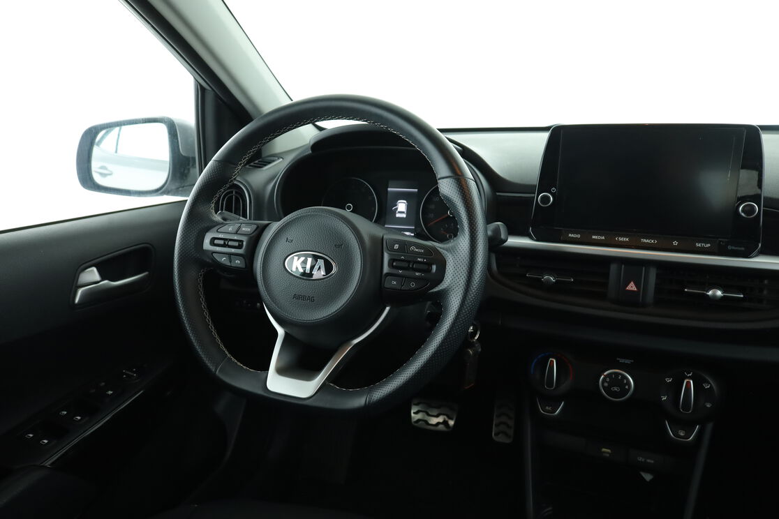 Intérieur côté conducteur depuis le siège arrière