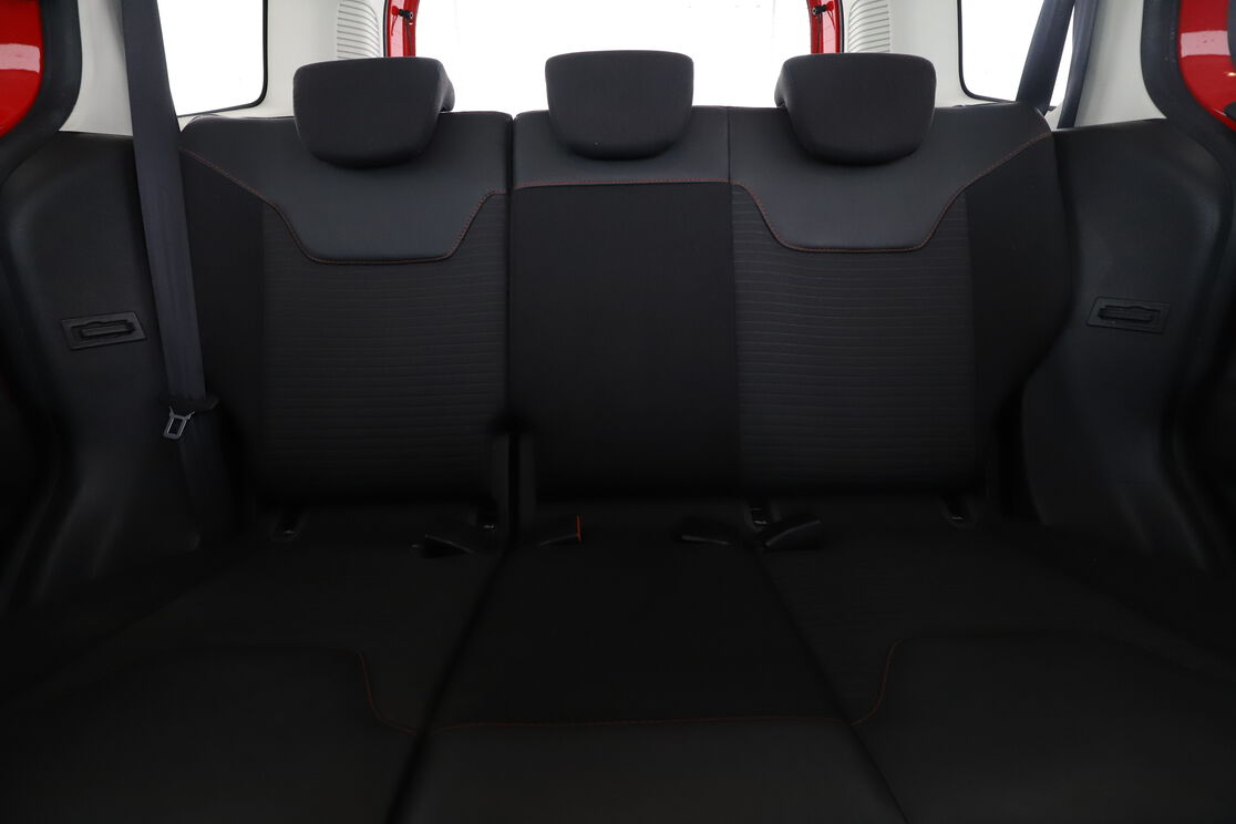 Interior asiento trasero