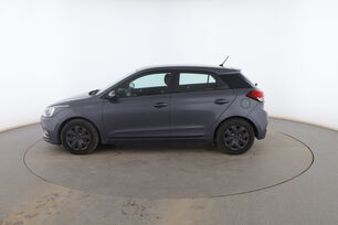 Exterior lado izquierdo