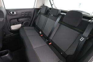 Interior asiento trasero