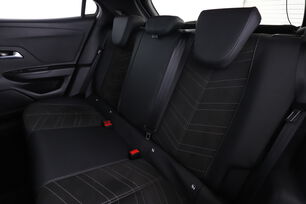 Interno sedili posteriori, dal lato guidatore