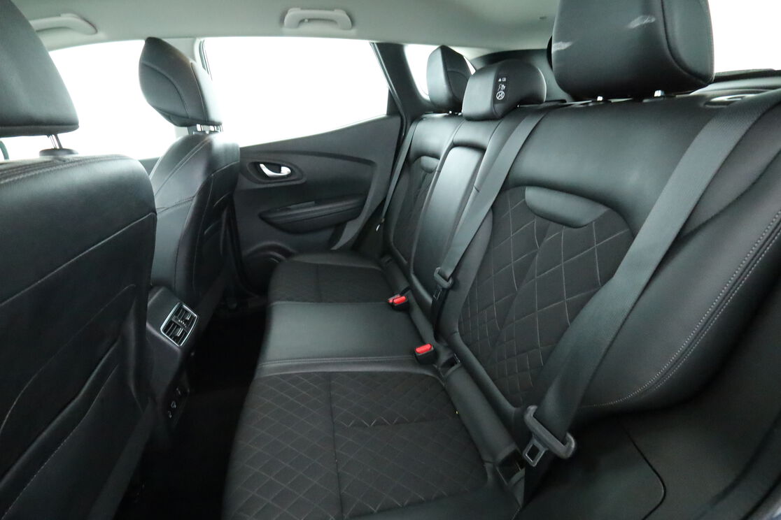 Intérieur sièges arrière depuis le côté conducteur