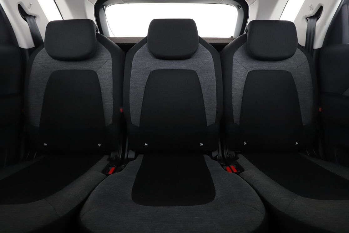 Interior asiento trasero