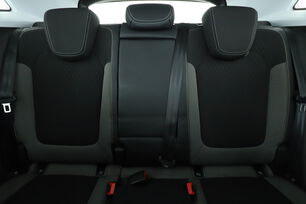 Innenraum Rücksitze Fahrerseite