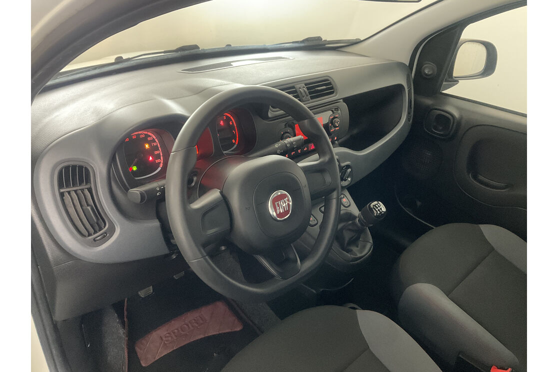 Interno lato guidatore 2