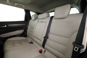 Intérieur sièges arrière depuis le côté conducteur