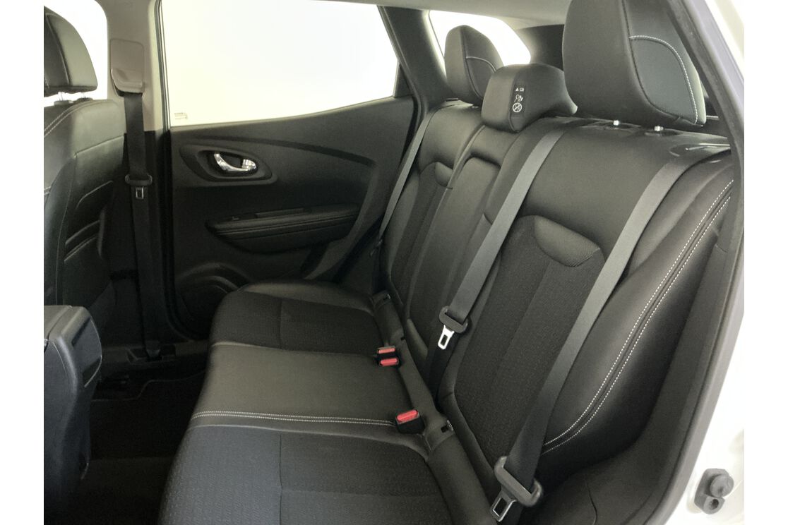 Interno sedili posteriori, dal lato guidatore